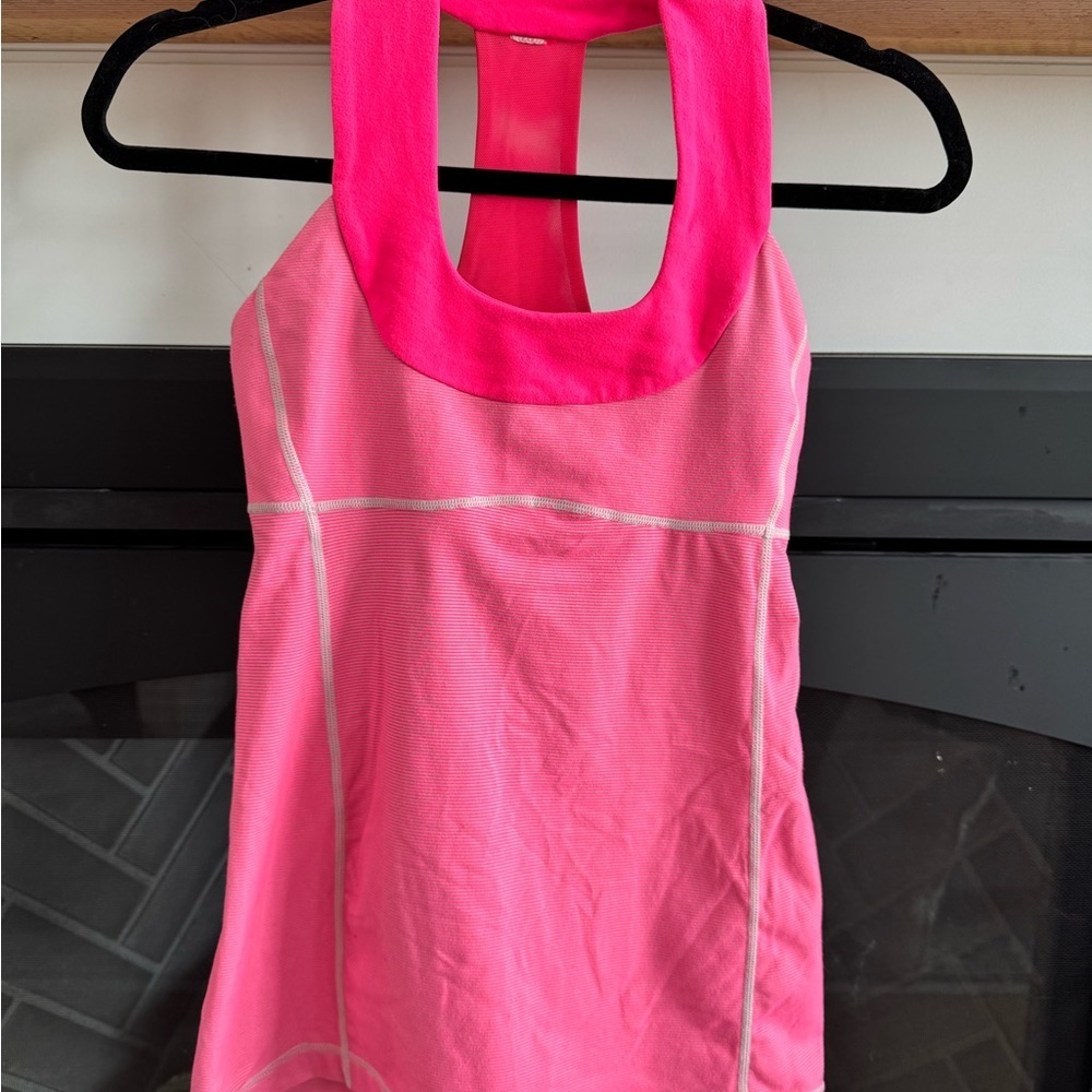 💗 Lululemon Athletica Hot Pink performance Tank with Built-In Shelf Bra – Size 4